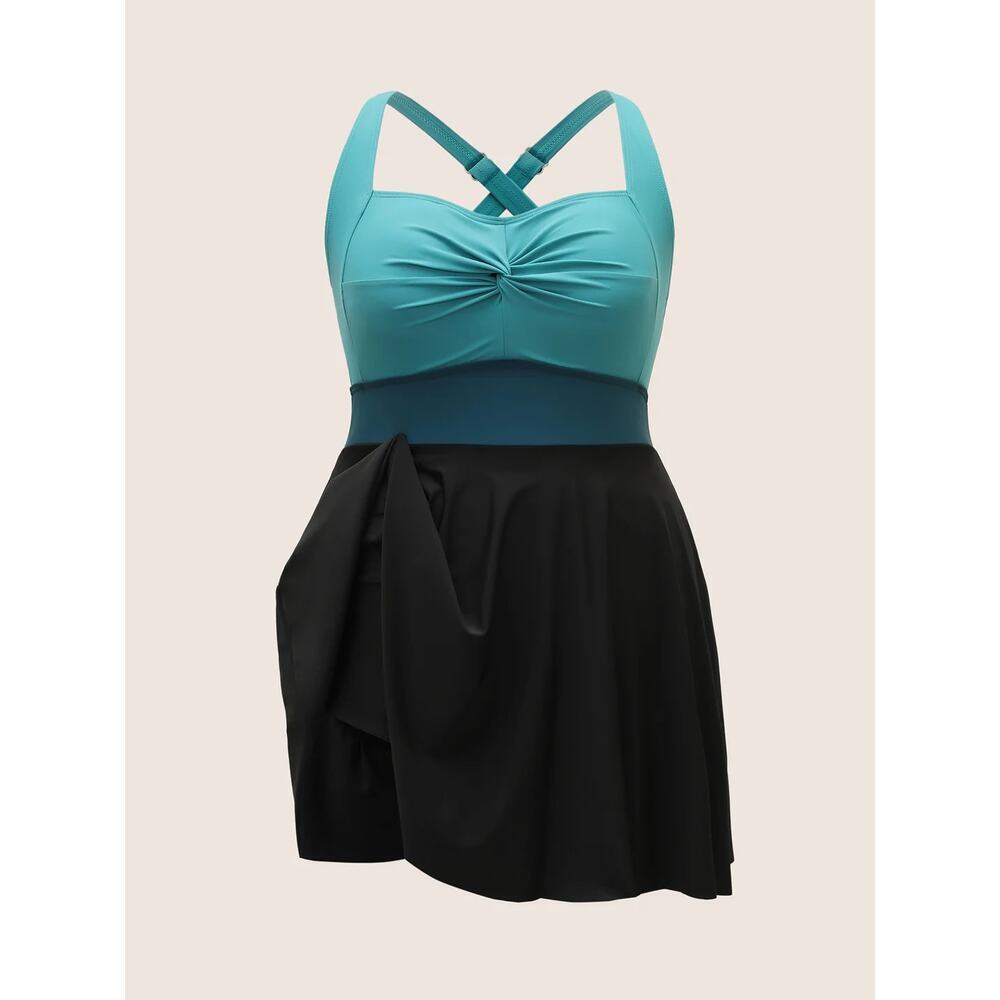 🔥SALE Size 14 16 1X Plus Size Heart Neckline Tummy Control Swim Dress BloomChic - Picture 5 of 7